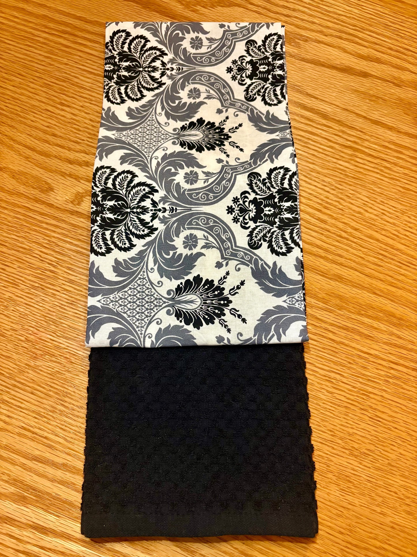 The Kitchen Scarf